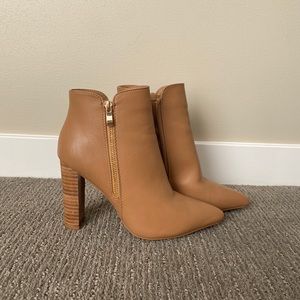 NWOT princess Polly tan booties